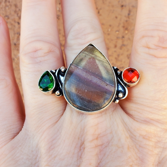 New Fluorite, Garnet and Green Quartz 925 Silver Ring. - Picture 8 of 15